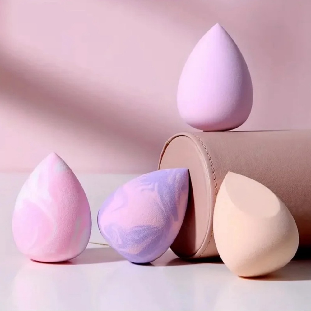 4pcs Light Color Makeup Sponge Set Soft Wet And Dry Use Blender NEW